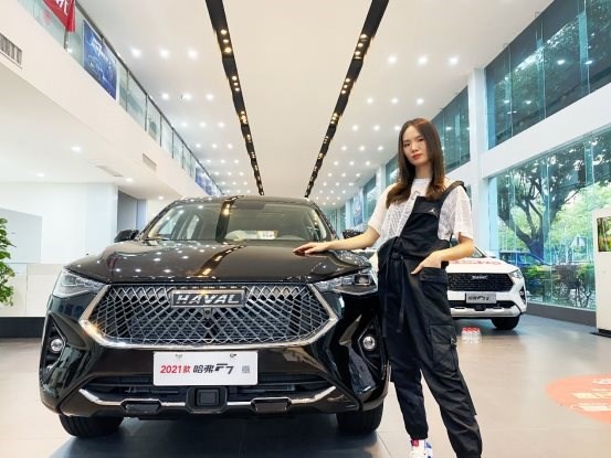 C:\Users\ITRAX\Desktop\3大明星 9大网红\玩车女神\图片调色\图片调色\8.jpg
